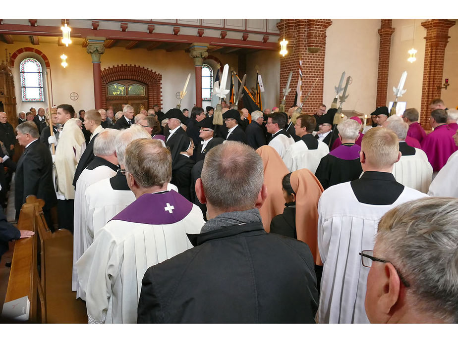 Pontifikalrequiem und Beisetzung von Weihbischof em. Johannes Kapp (Foto: Karl-Franz Thiede)